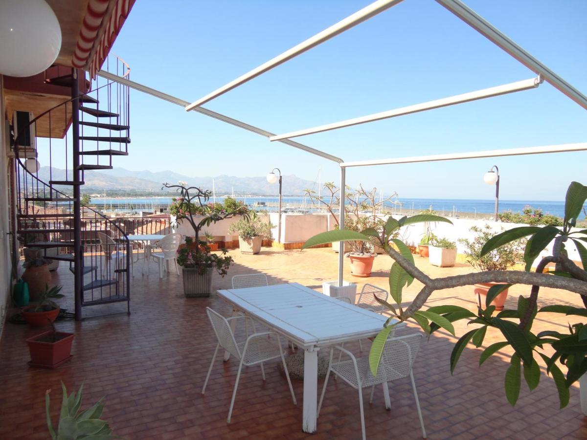 Appartement Casa Delle Pomelie - Taormina & Etna Panoramic Views à Riposto Extérieur photo